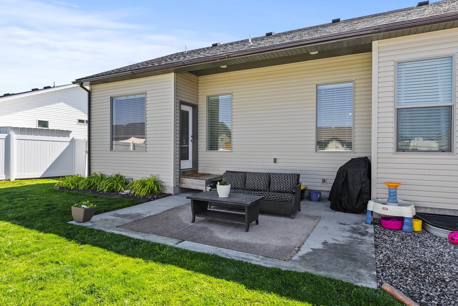 5097 Camden St, Chubbuck, Idaho image 32