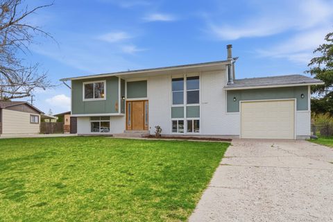 Photo of 3970 Gregg Cir, Pocatello, ID 83202 (MLS # 582087)