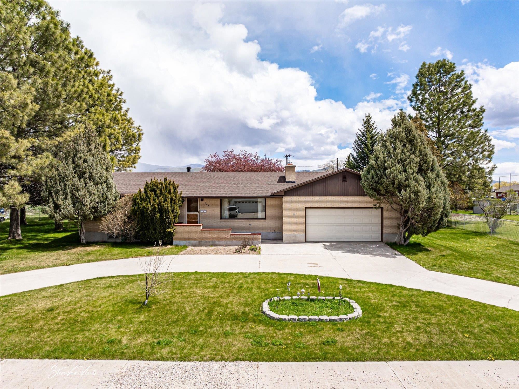 244 N 4th E St, Downey, Idaho image 1