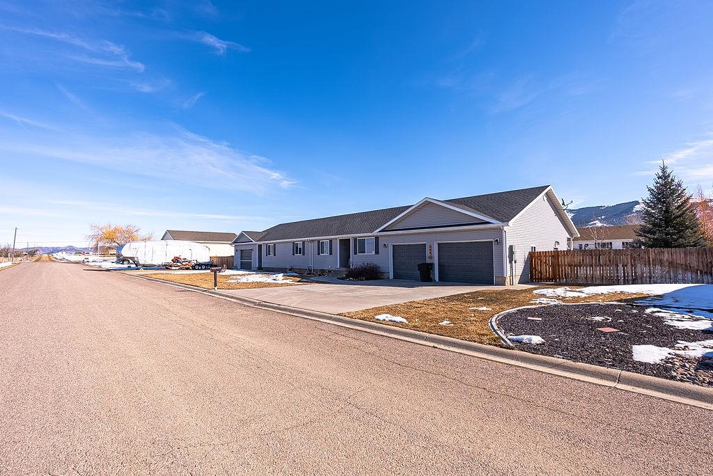 105 S 8th E, Grace, Idaho image 1