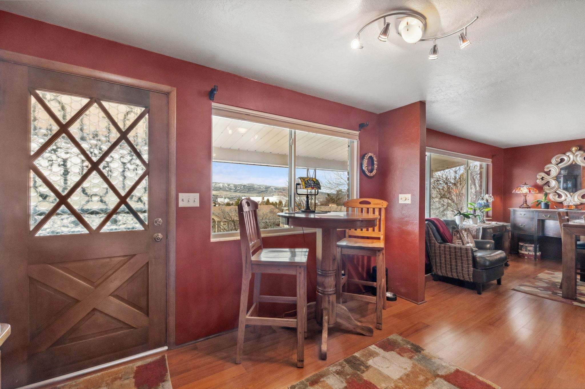 646 University Dr, Pocatello, Idaho image 2