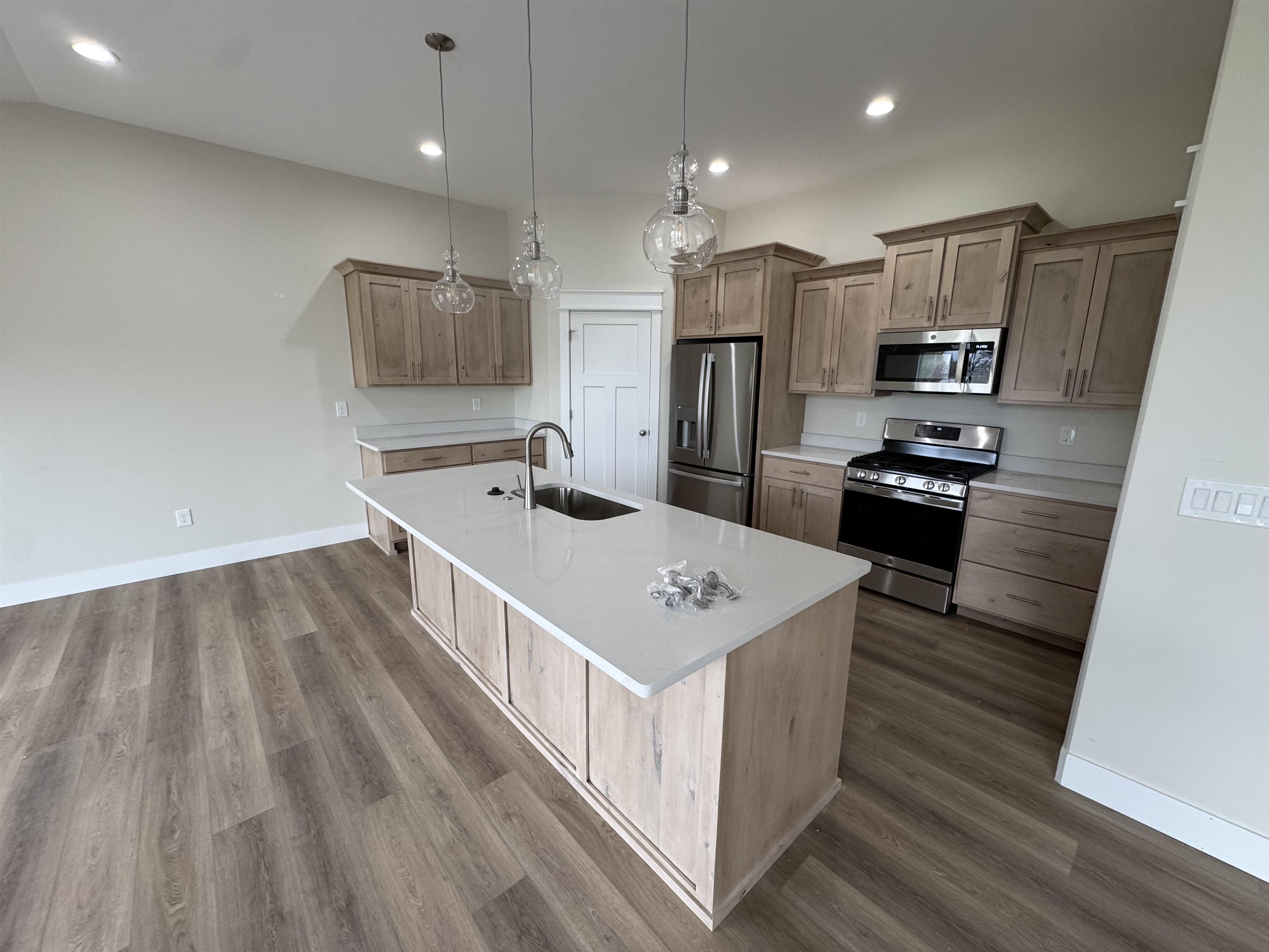 410 Kelton Circle, Shelley, Idaho image 3