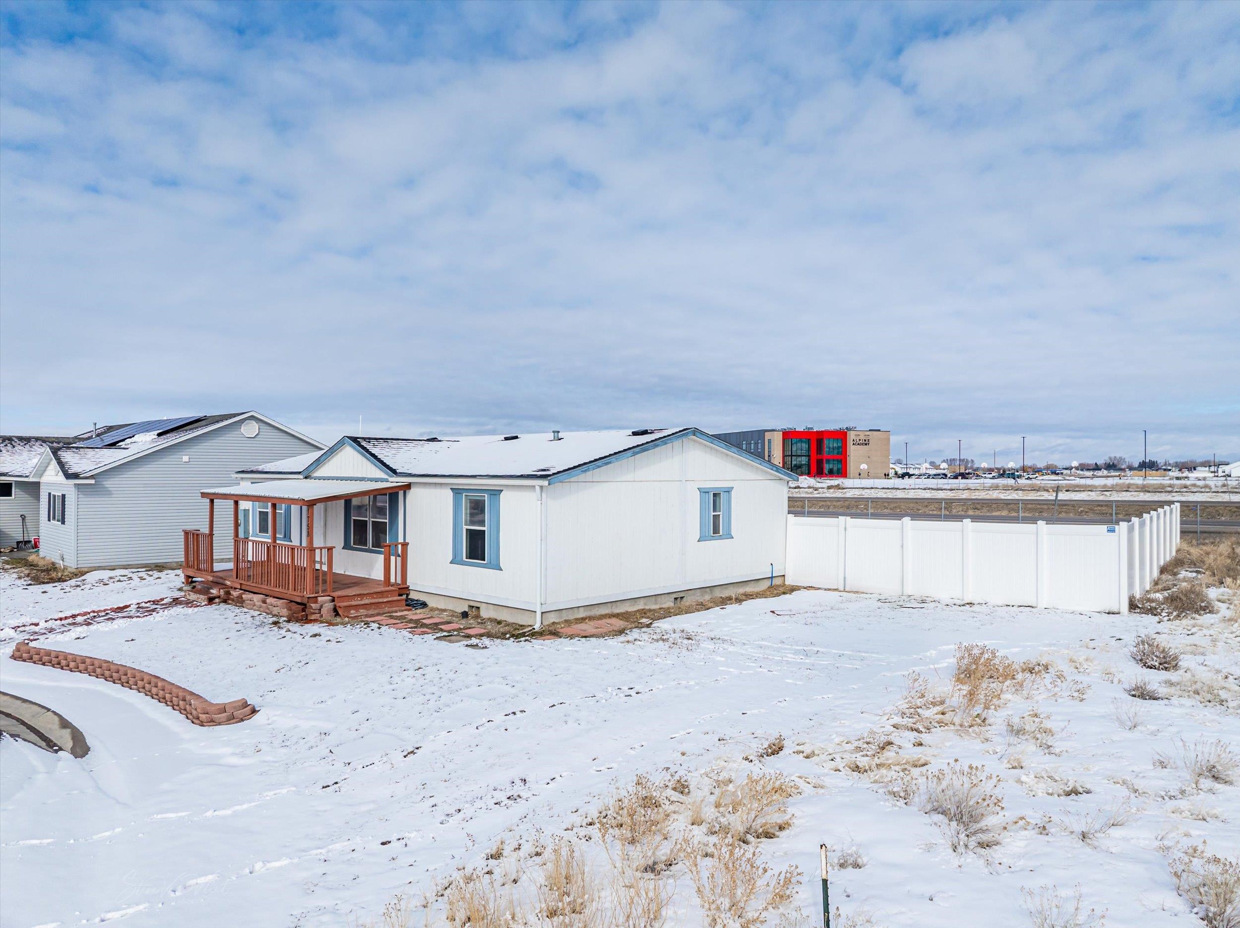 1758 N Arizona Dr, Pocatello, Idaho image 3