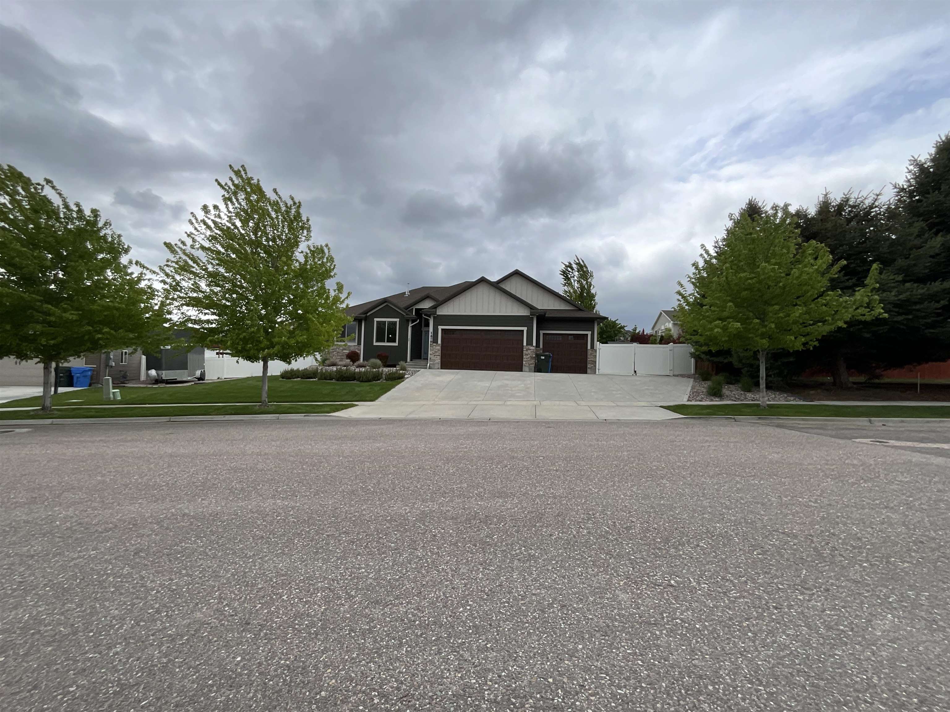 1479 Huntington Dr, Pocatello, Idaho image 2