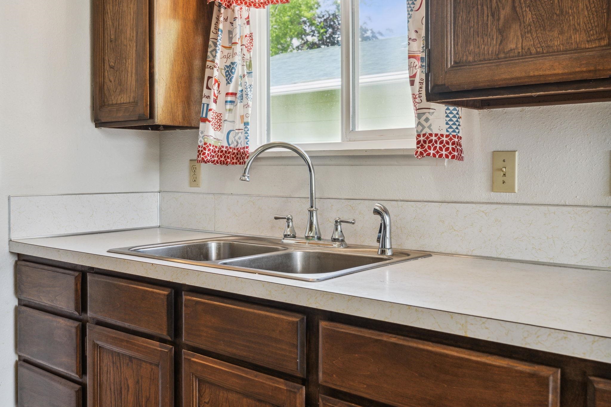 226 Adams Street, American Falls, Idaho image 11