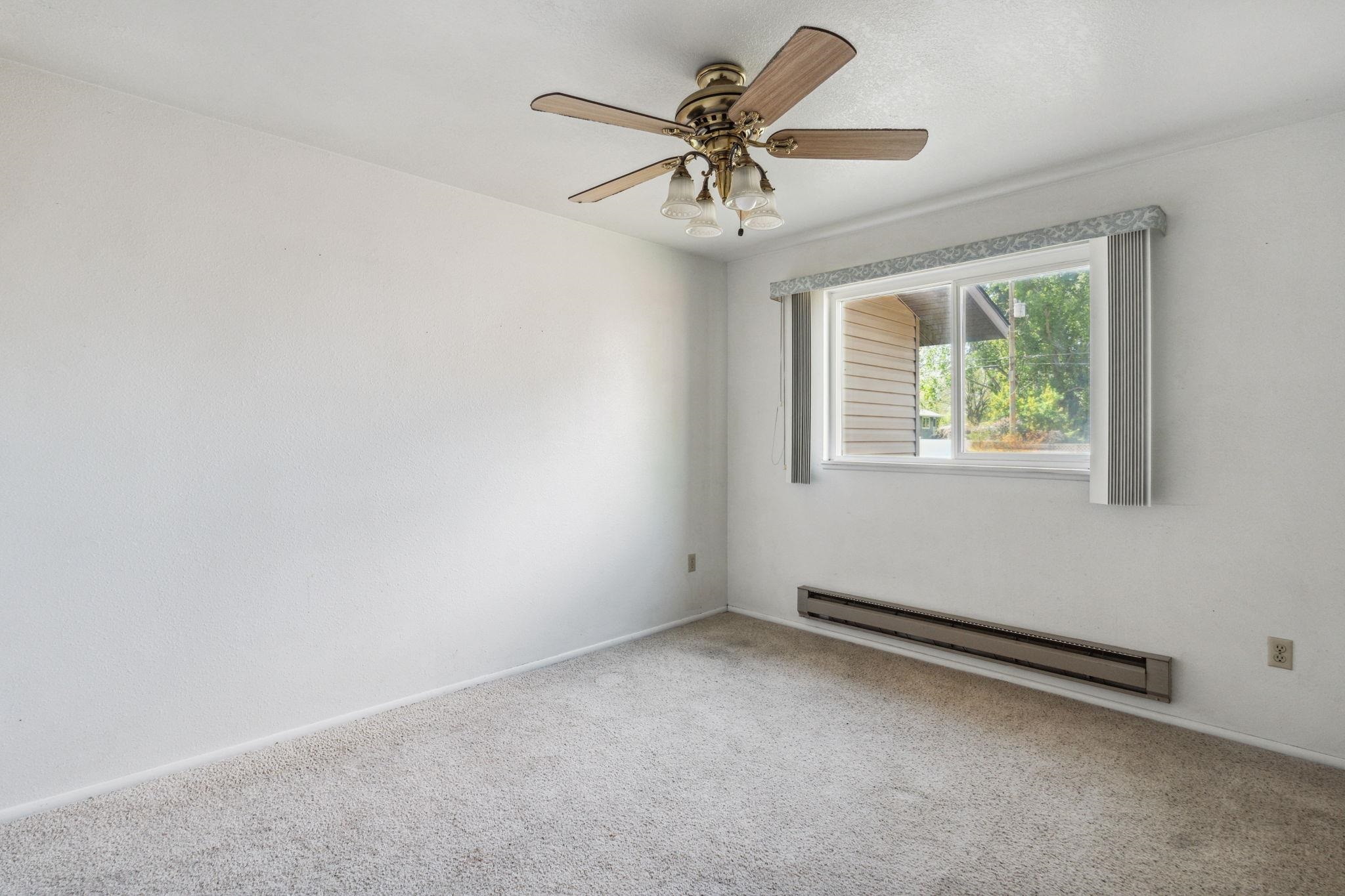 226 Adams Street, American Falls, Idaho image 21