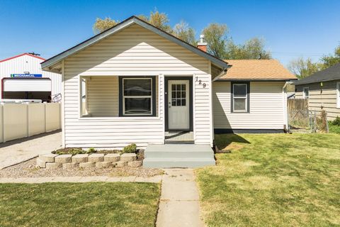 Photo of 129 Wayne Ave, Pocatello, ID 83201 (MLS # 582358)
