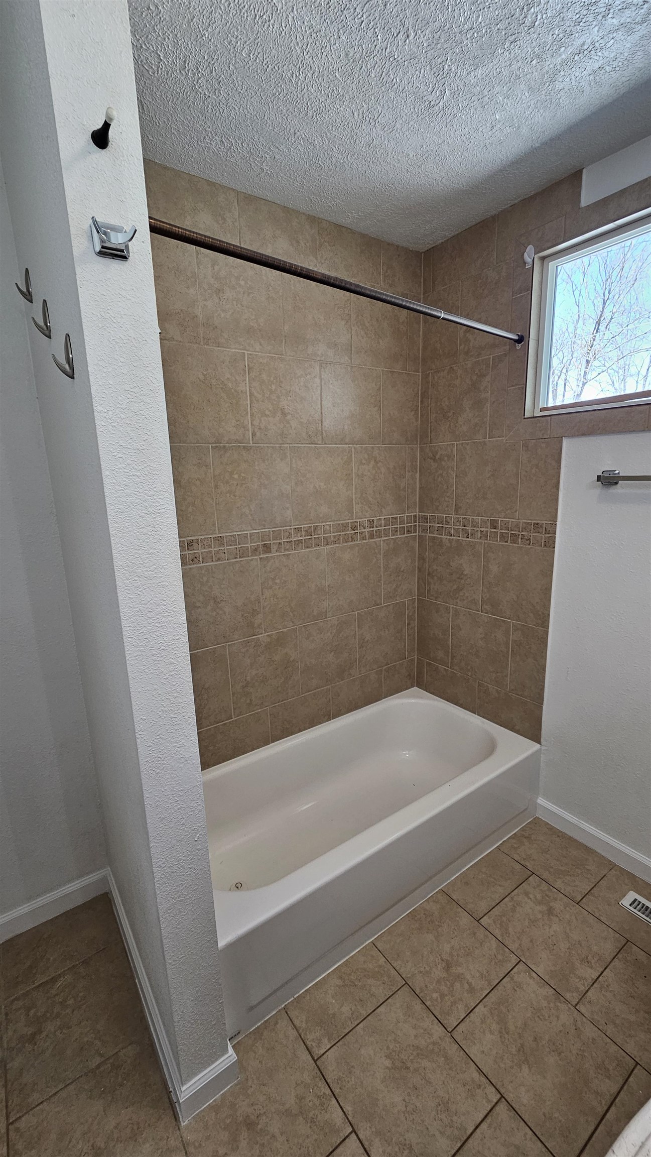 1125 E Benton, Pocatello, Idaho image 15