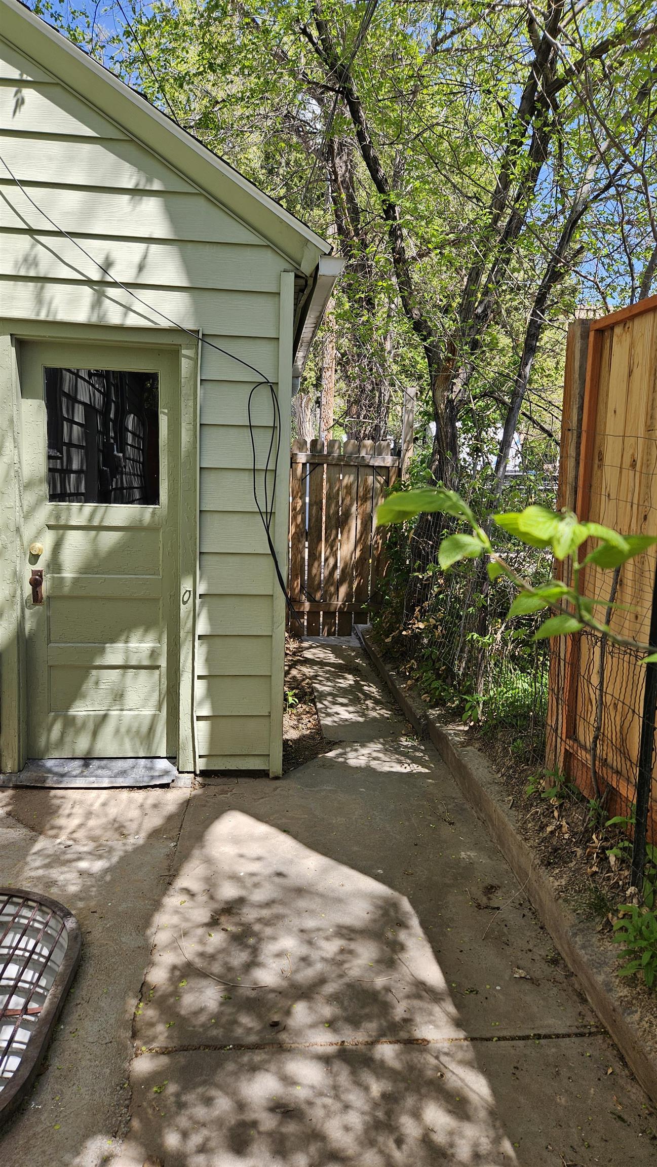 1125 E Benton, Pocatello, Idaho image 33
