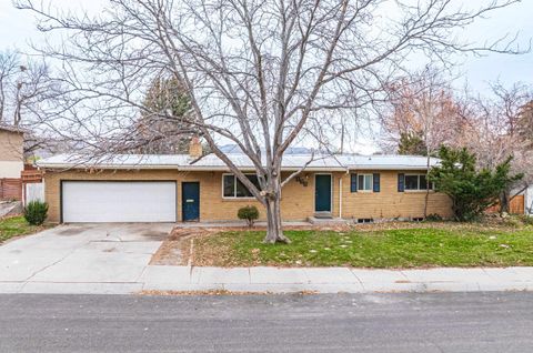 Photo of 135 Stanford Avenue, Pocatello, ID 83201 (MLS # 581151)
