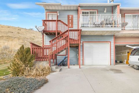 Photo of 211 La Valle Strada, Pocatello, ID 83201 (MLS # 581048)