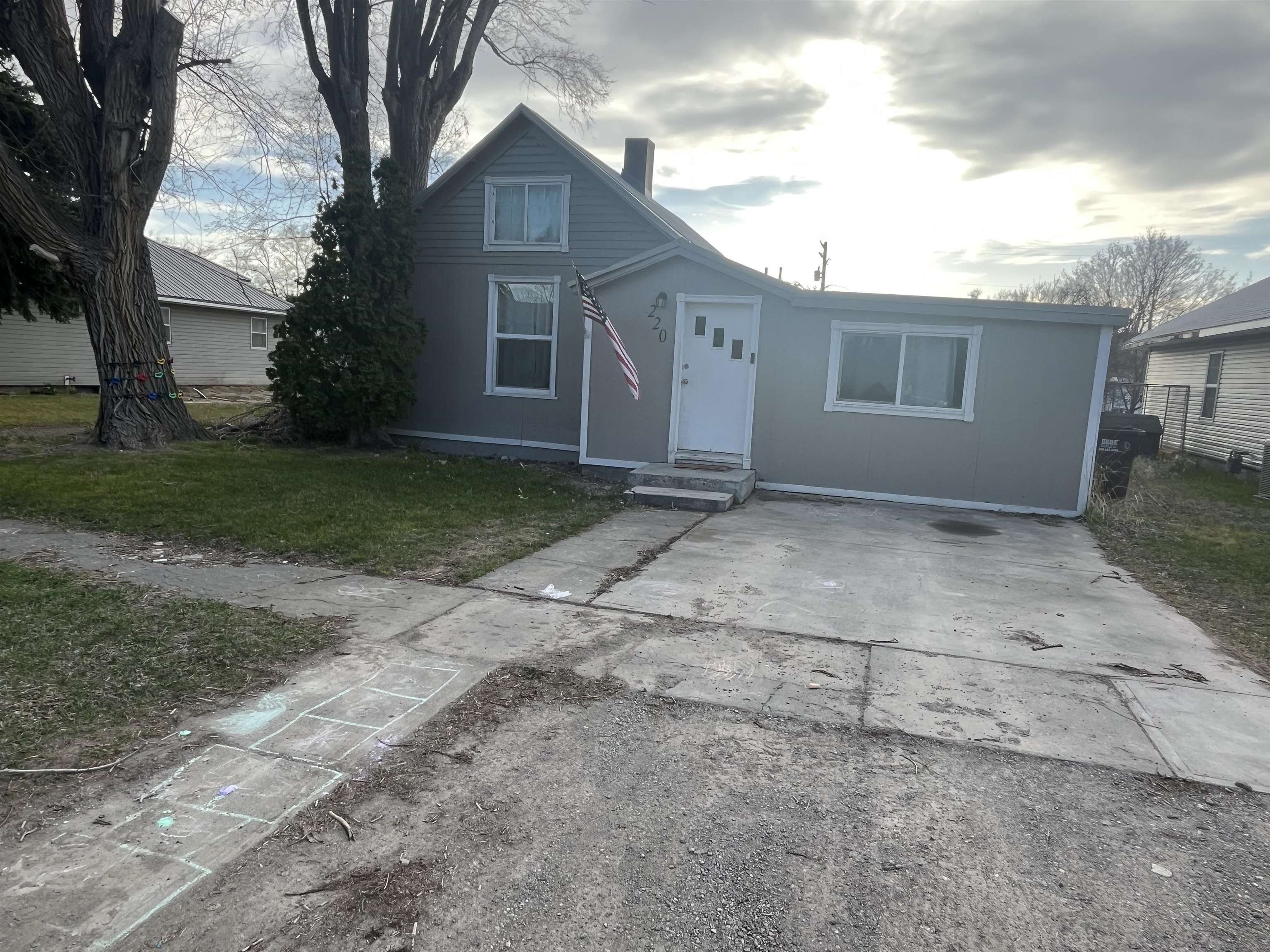 220 S 3rd West, Aberdeen, Idaho image 2