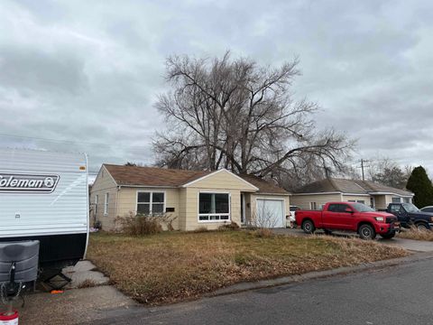 Photo of 916 Howard Ave, Pocatello, ID 83201 (MLS # 581308)