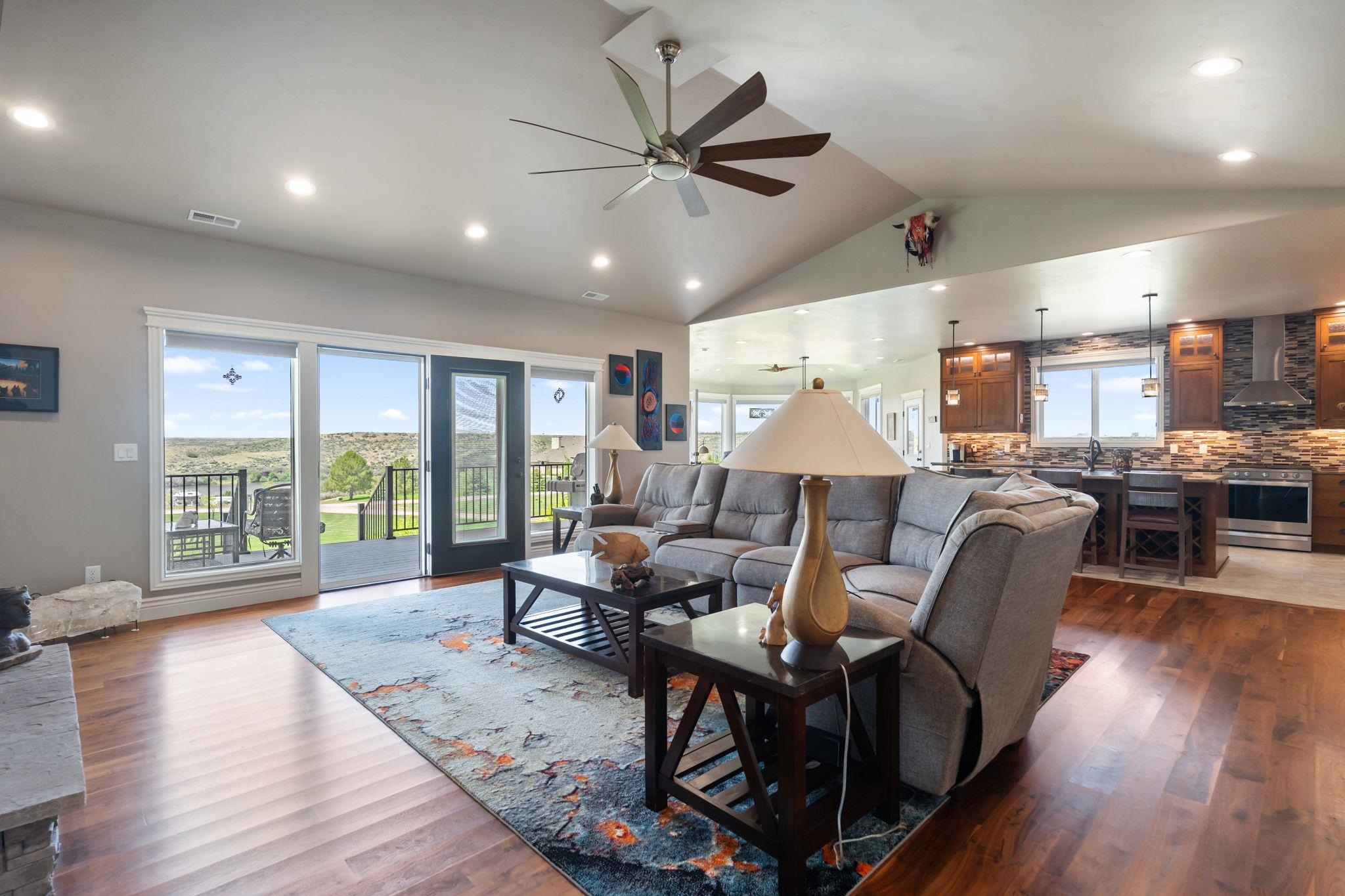 3123 Willow, American Falls, Idaho image 9