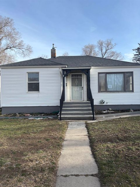 Photo of 77 Cottonwood Ave, Pocatello, ID 83204 (MLS # 581856)