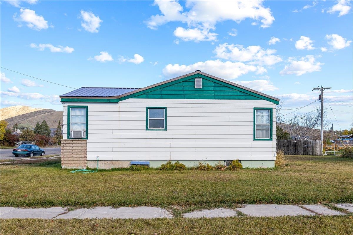 495 Clay Street, Montpelier, Idaho image 23