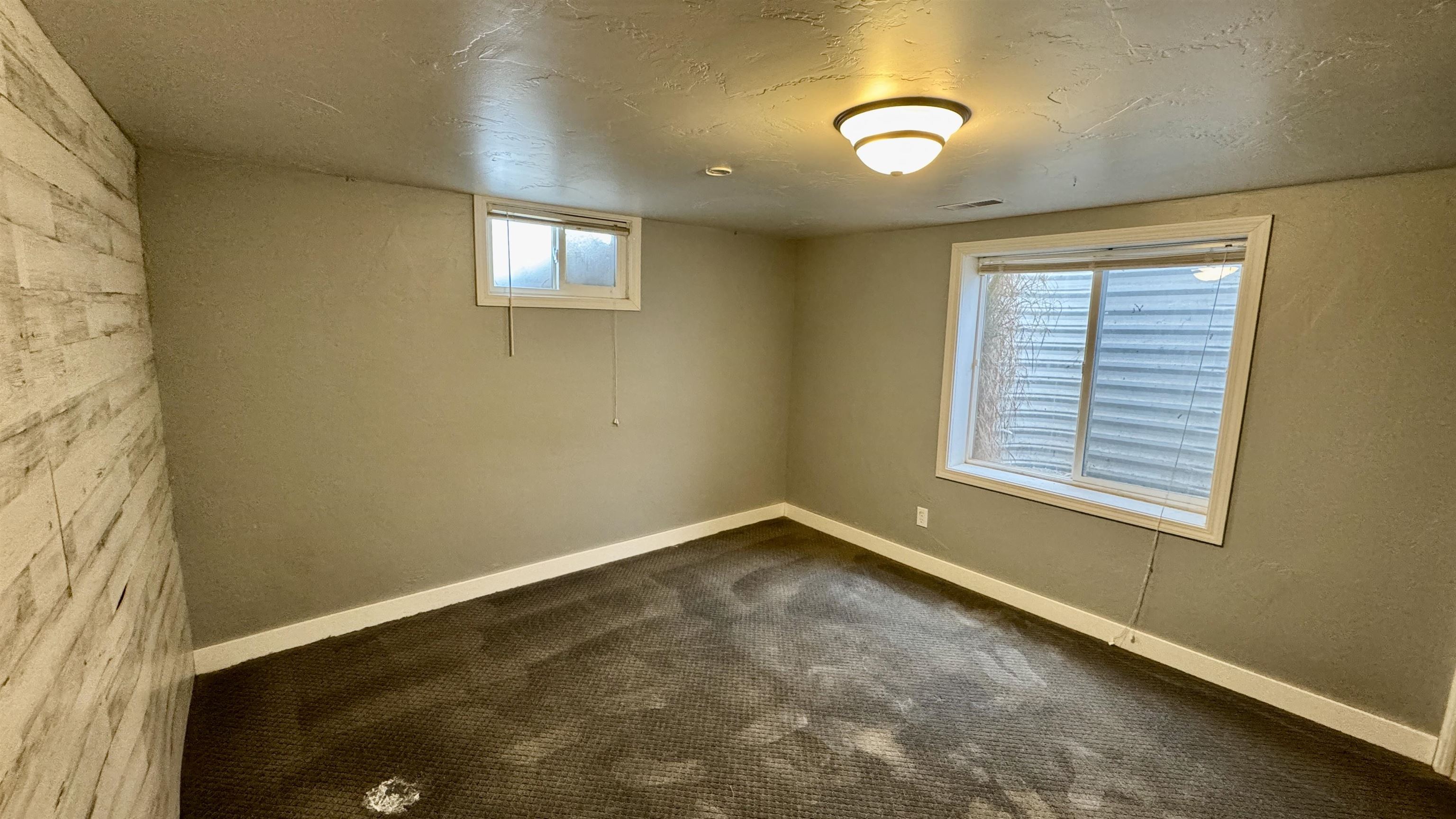 512 S Stout Ave, Blackfoot, Idaho image 15