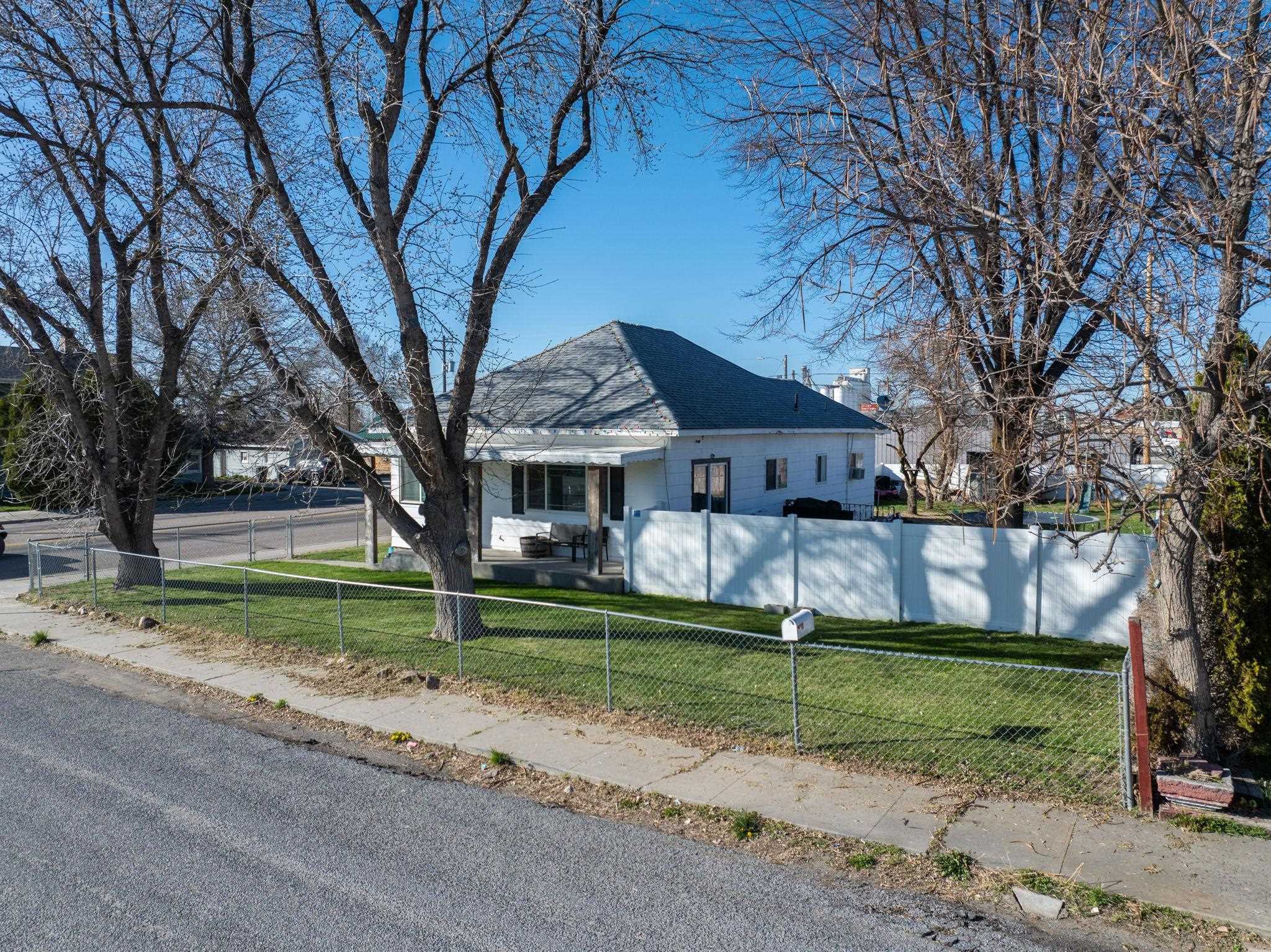 203 Tyler Street, American Falls, Idaho image 32