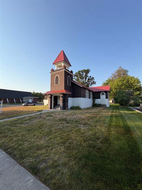 Photo of 328 Roosevelt St, American Falls, ID 83211 (MLS # 583410)