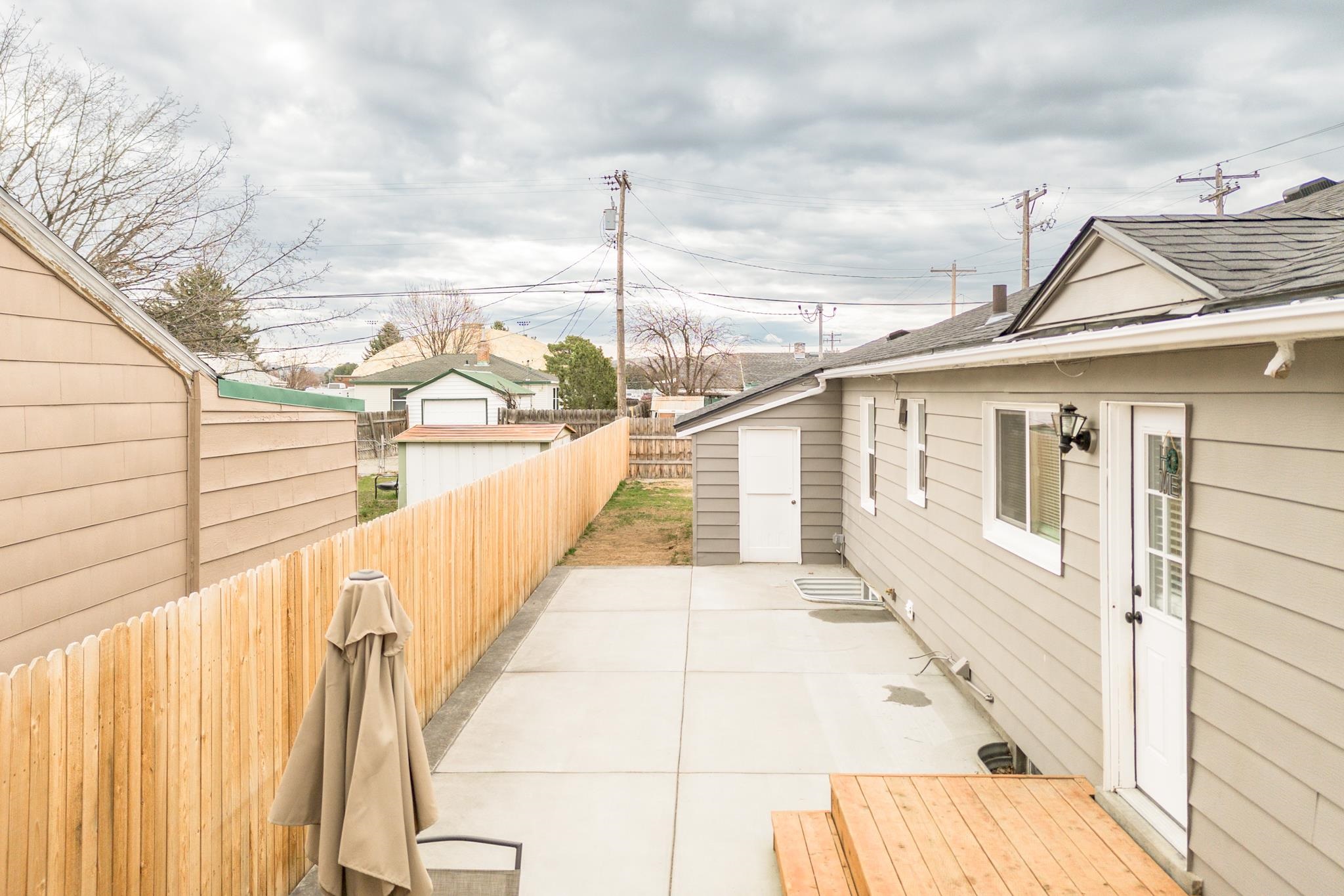 321 E Walker St, Blackfoot, Idaho image 38