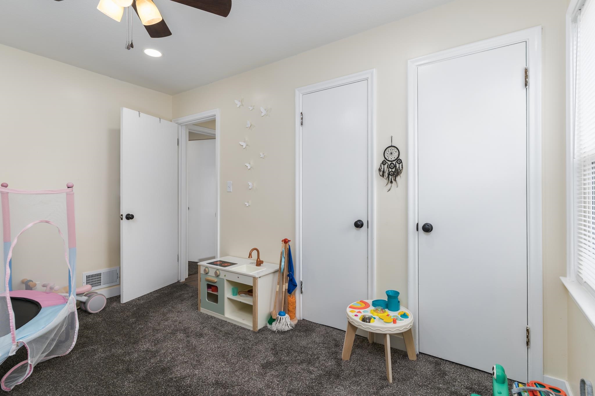 321 E Walker St, Blackfoot, Idaho image 24