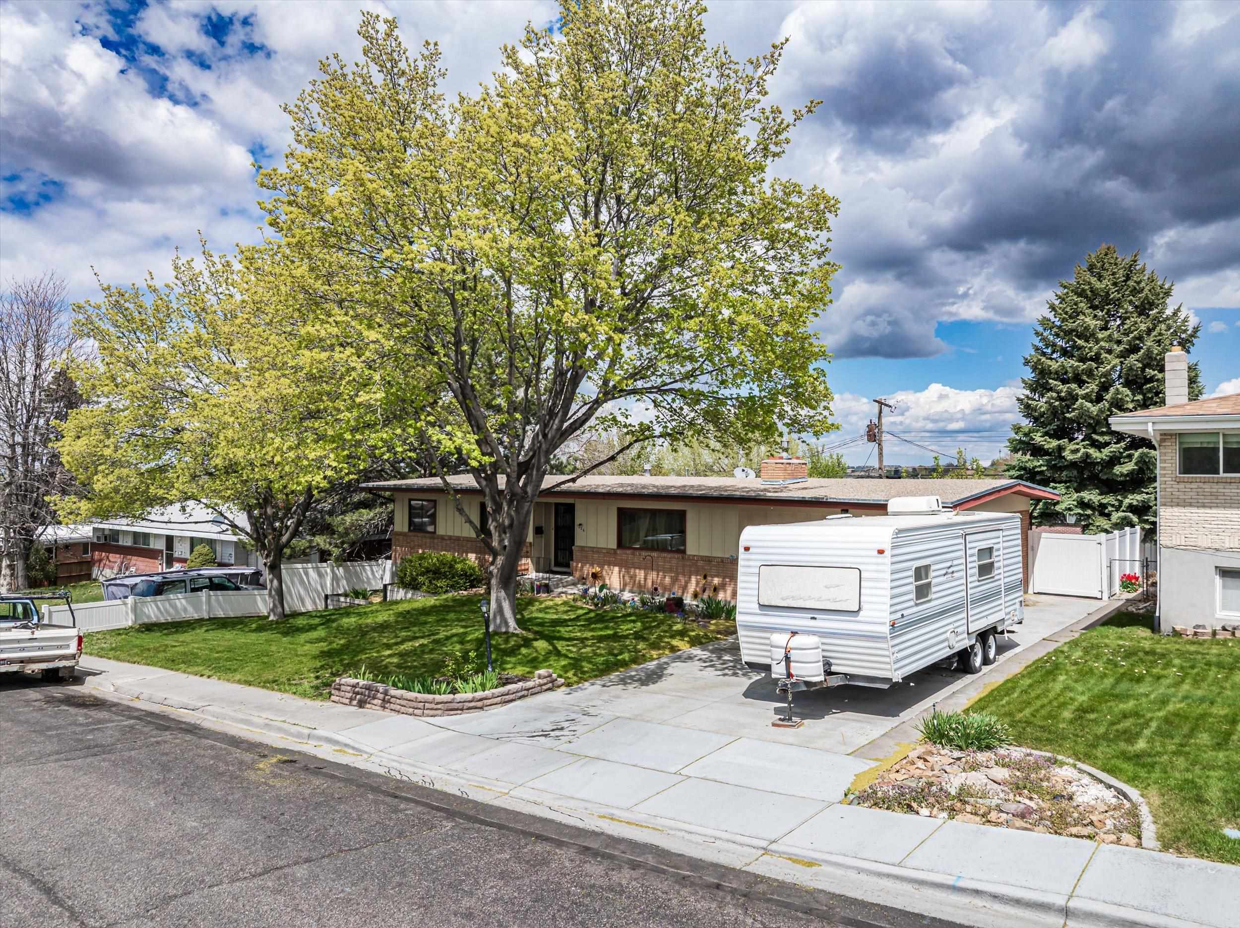 1026 Malibou St, Pocatello, Idaho image 3