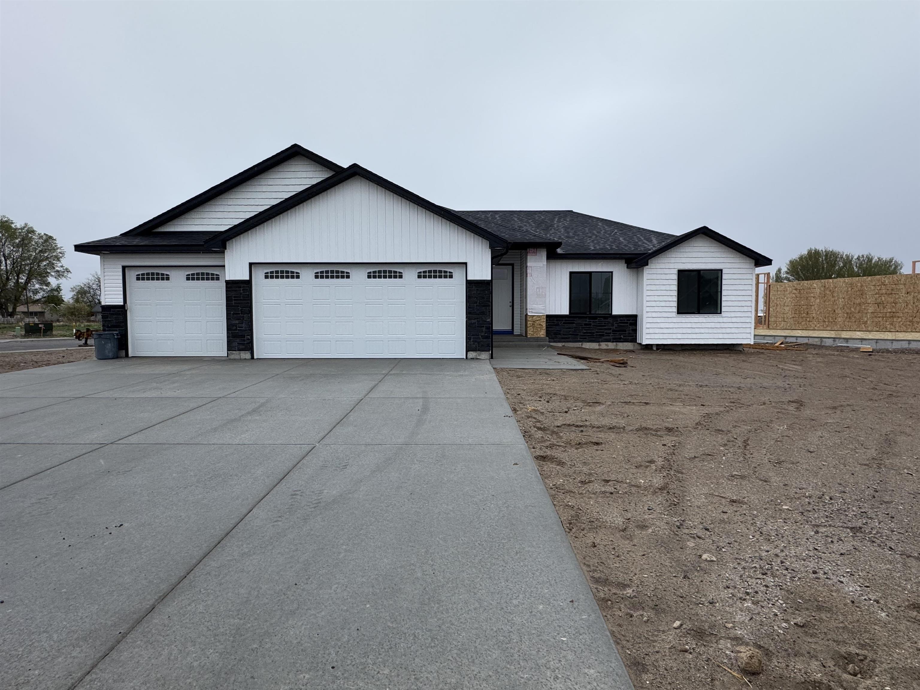 362 Kelton Way, Shelley, Idaho image 1
