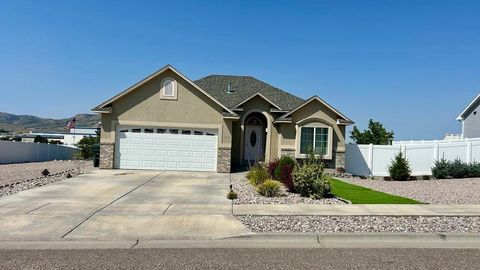 Photo of 1285 Dolostone Drive, Pocatello, ID 83201 (MLS # 580009)