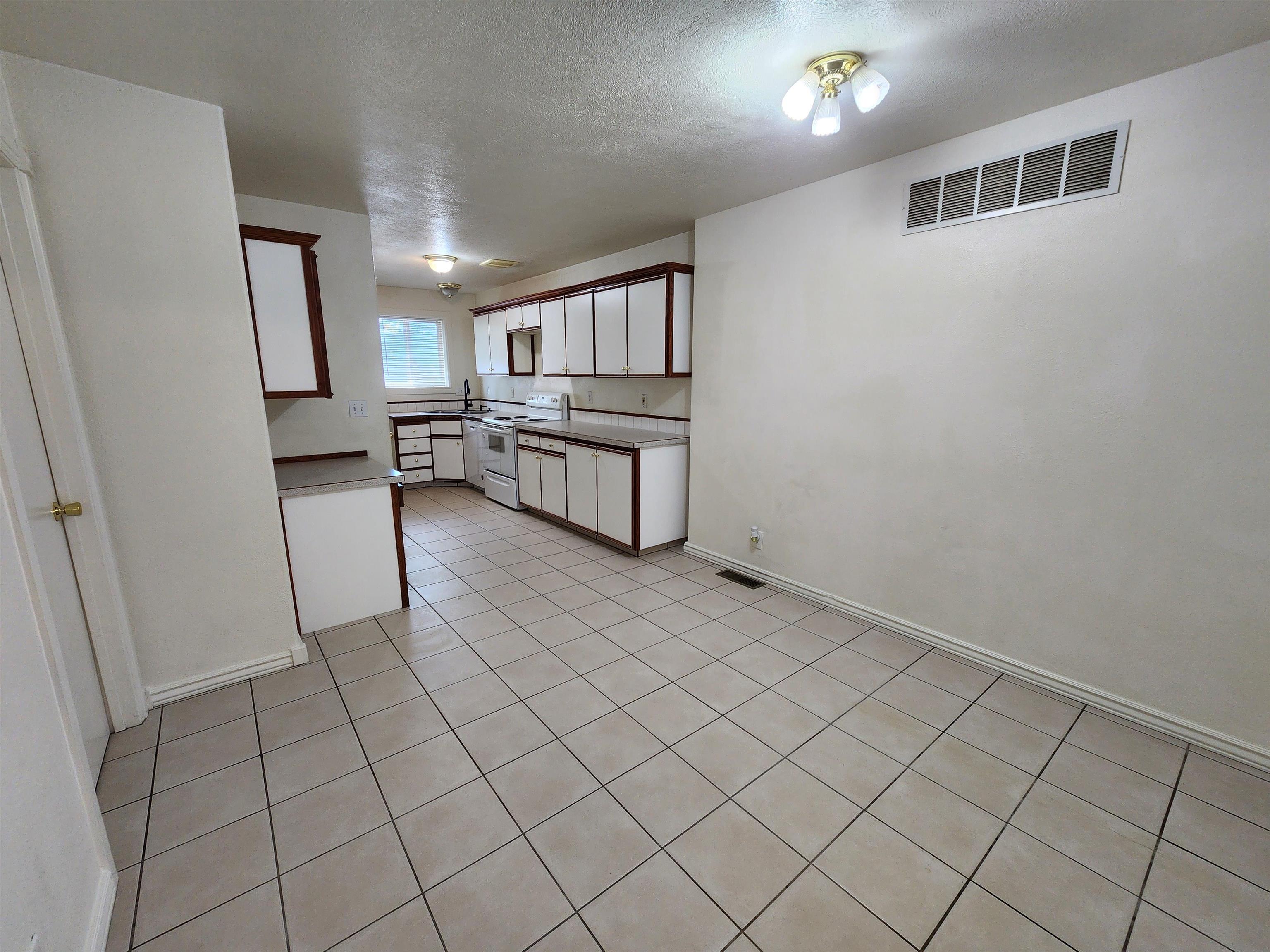 615 Hyde Ave, Pocatello, Idaho image 12