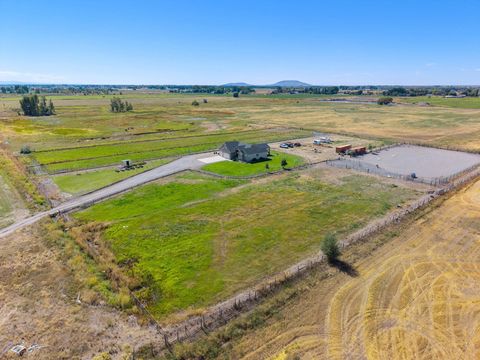 Photo of 3625 N 2000 W, Rexburg, ID 83440 (MLS # 581509)