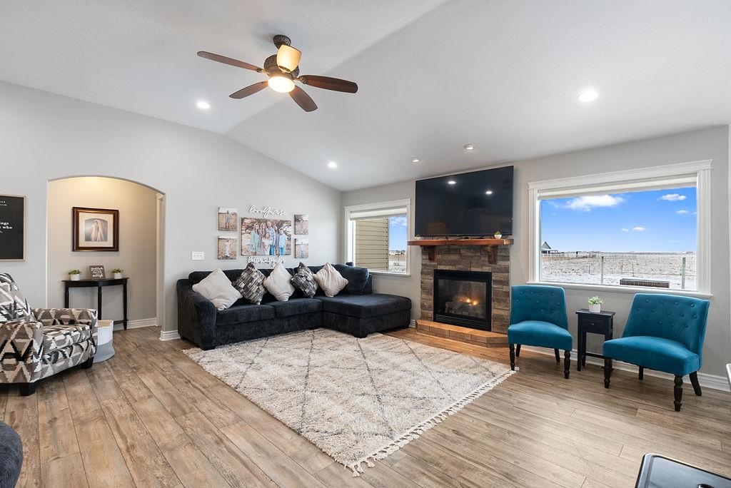 2513 S Bay Place, American Falls, Idaho image 8