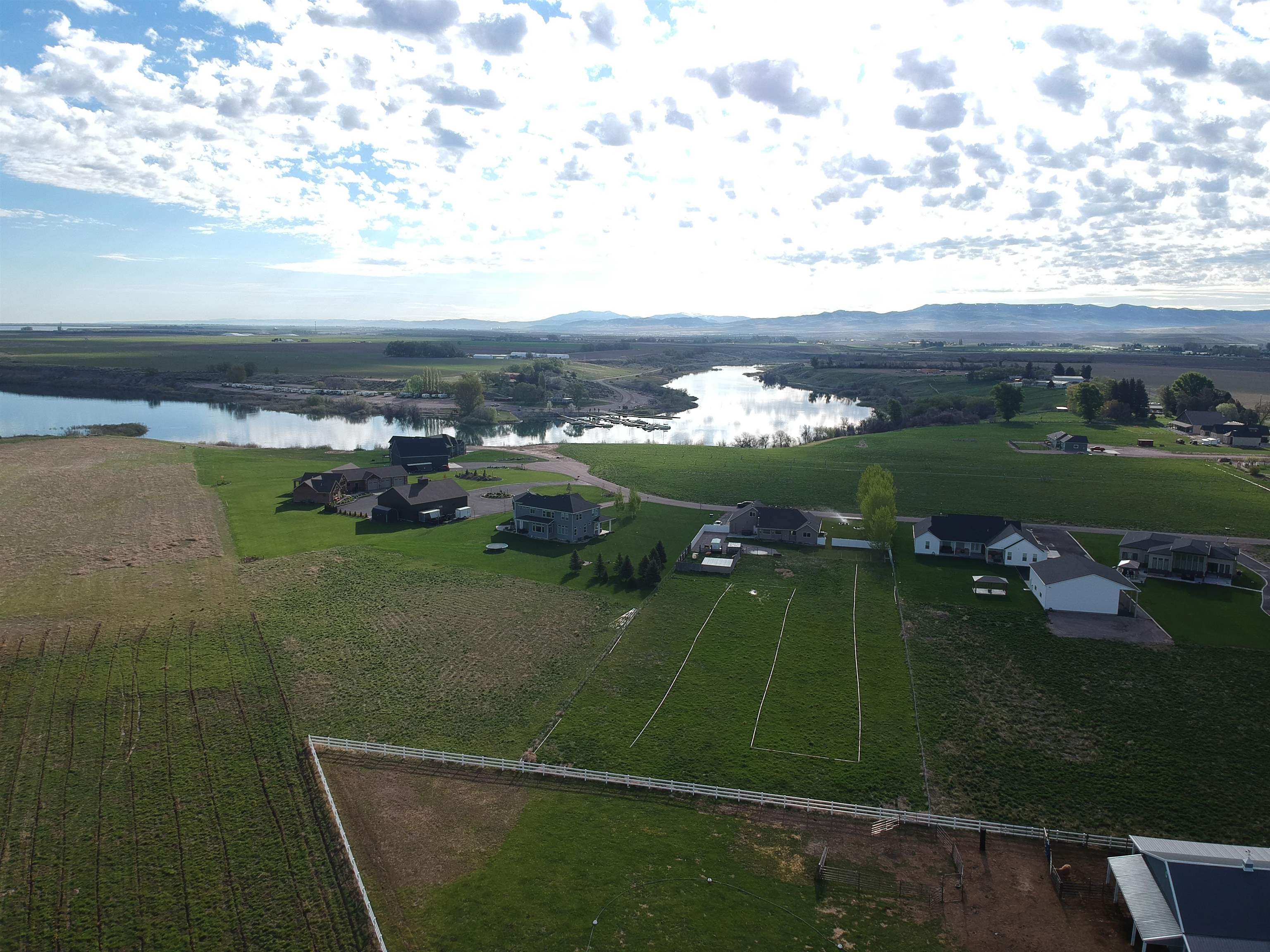 2513 S Bay Place, American Falls, Idaho image 44