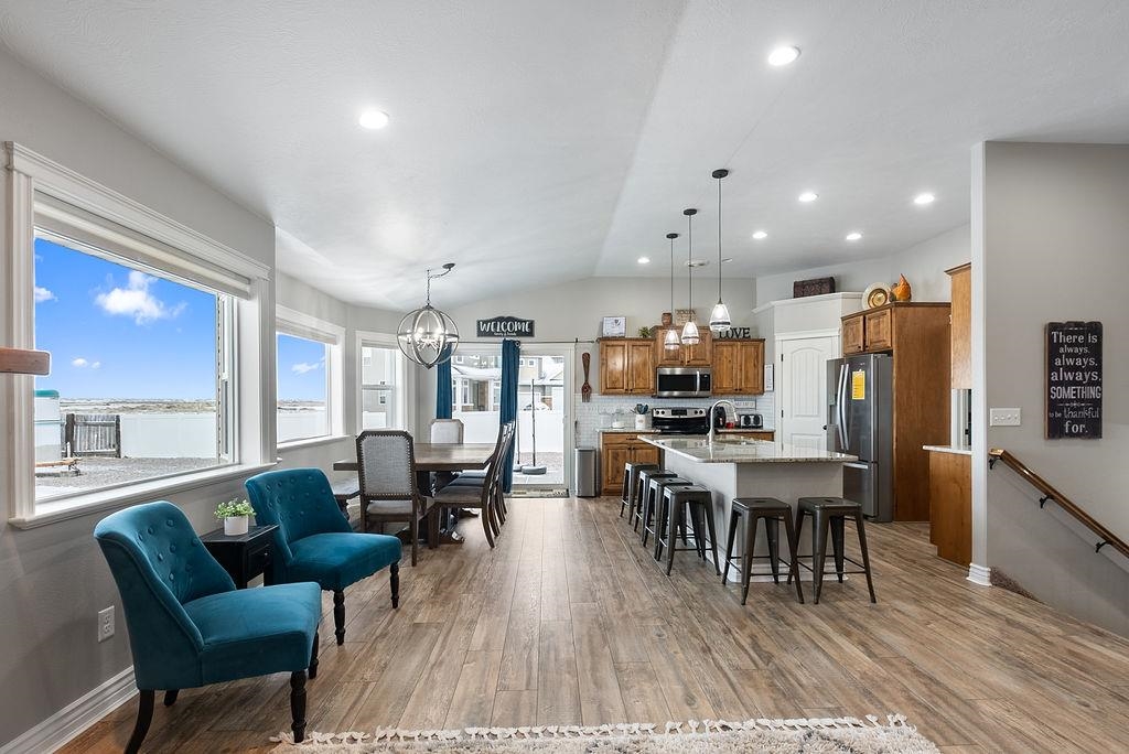 2513 S Bay Place, American Falls, Idaho image 10