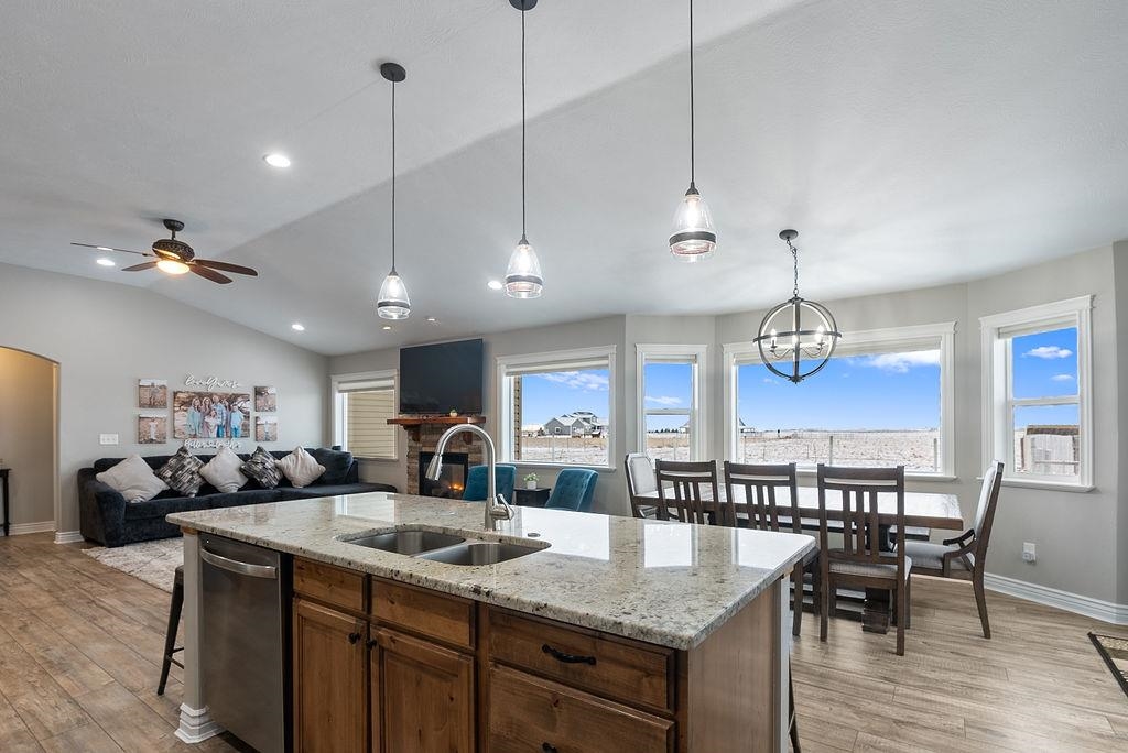 2513 S Bay Place, American Falls, Idaho image 14