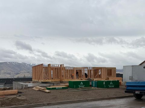 Photo of 3039 Alexandre Dr, Pocatello, ID 83204 (MLS # 581776)