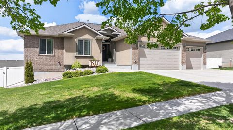 Photo of 1477 Stoneridge Dr, Pocatello, ID 83201 (MLS # 582335)