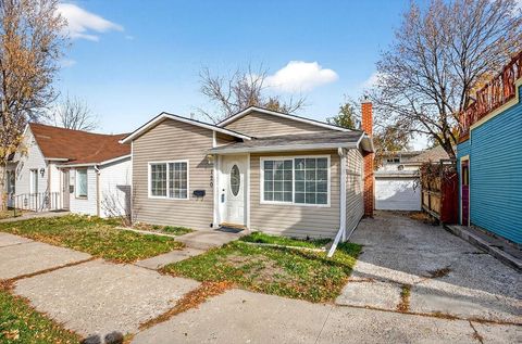 Photo of 120 N Lincoln, Pocatello, ID 83202 (MLS # 581012)