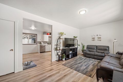 Photo of 635 El Rancho Blvd, Pocatello, ID 83201 (MLS # 579918)