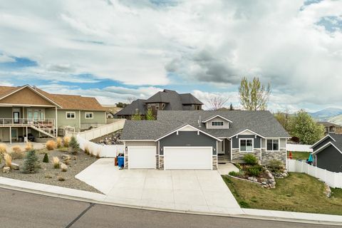 Photo of 2381 Siena Dr, Pocatello, ID 83201 (MLS # 582229)