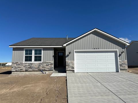 Photo of 1037 Marinus, Pocatello, ID 83201 (MLS # 580415)