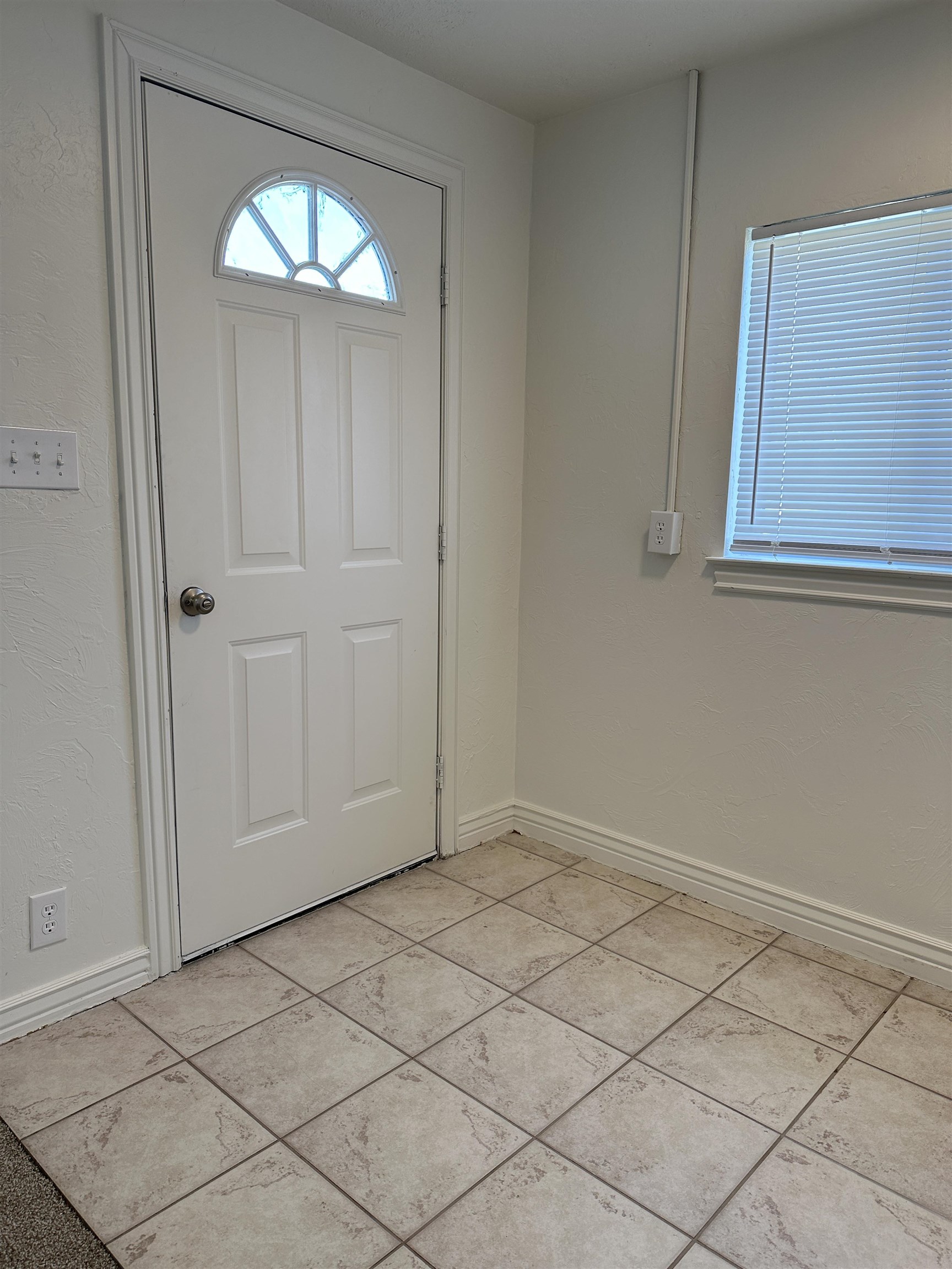 365 Willard Ave, Pocatello, Idaho image 3