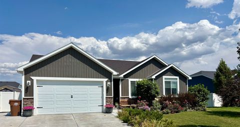 Homes For Sale - 5104 Camden St<br/> Chubbuck, ID 83202