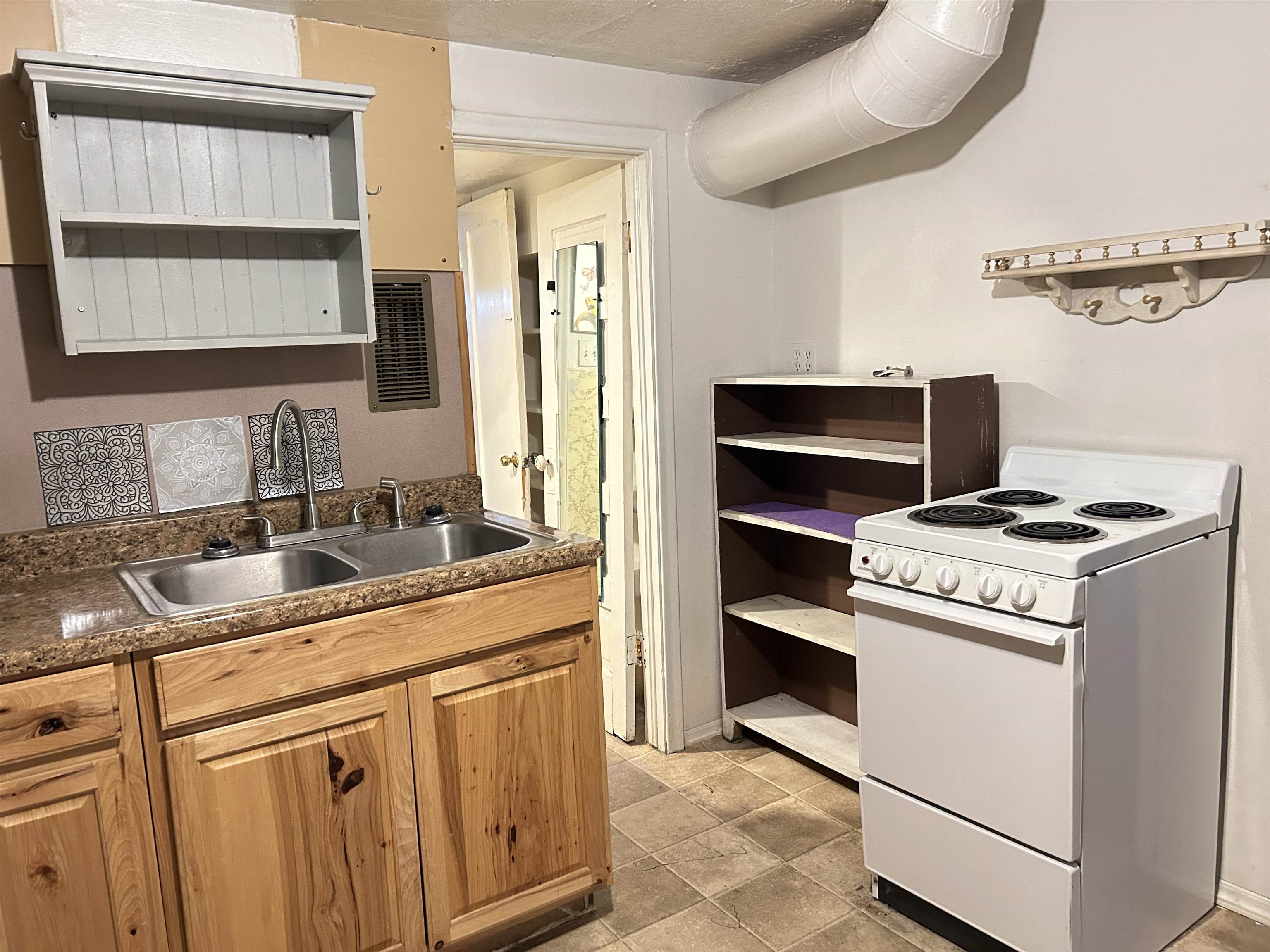 846 E Poplar St, Pocatello, Idaho image 21