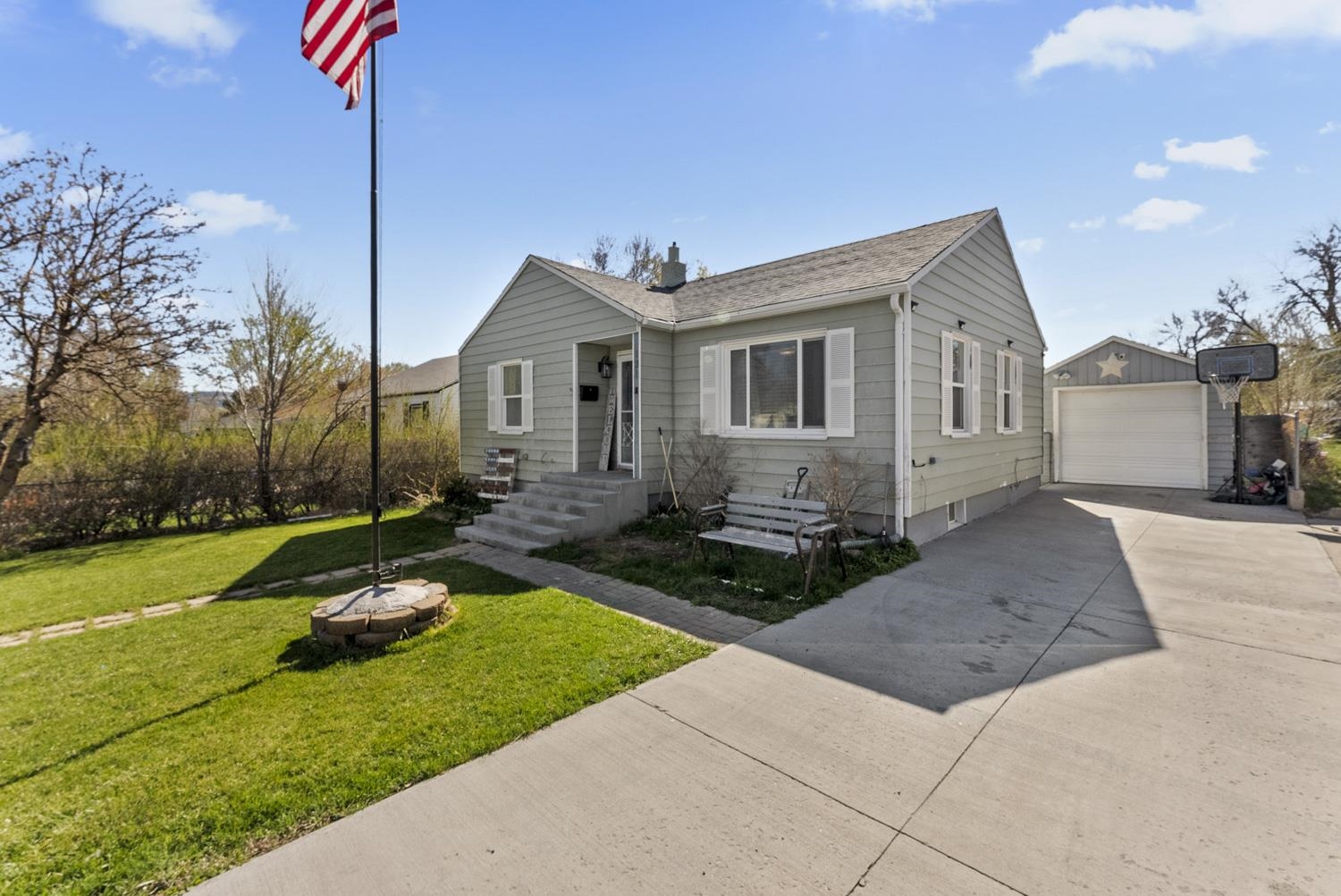 121 Maplewood Avenue, Pocatello, Idaho image 1