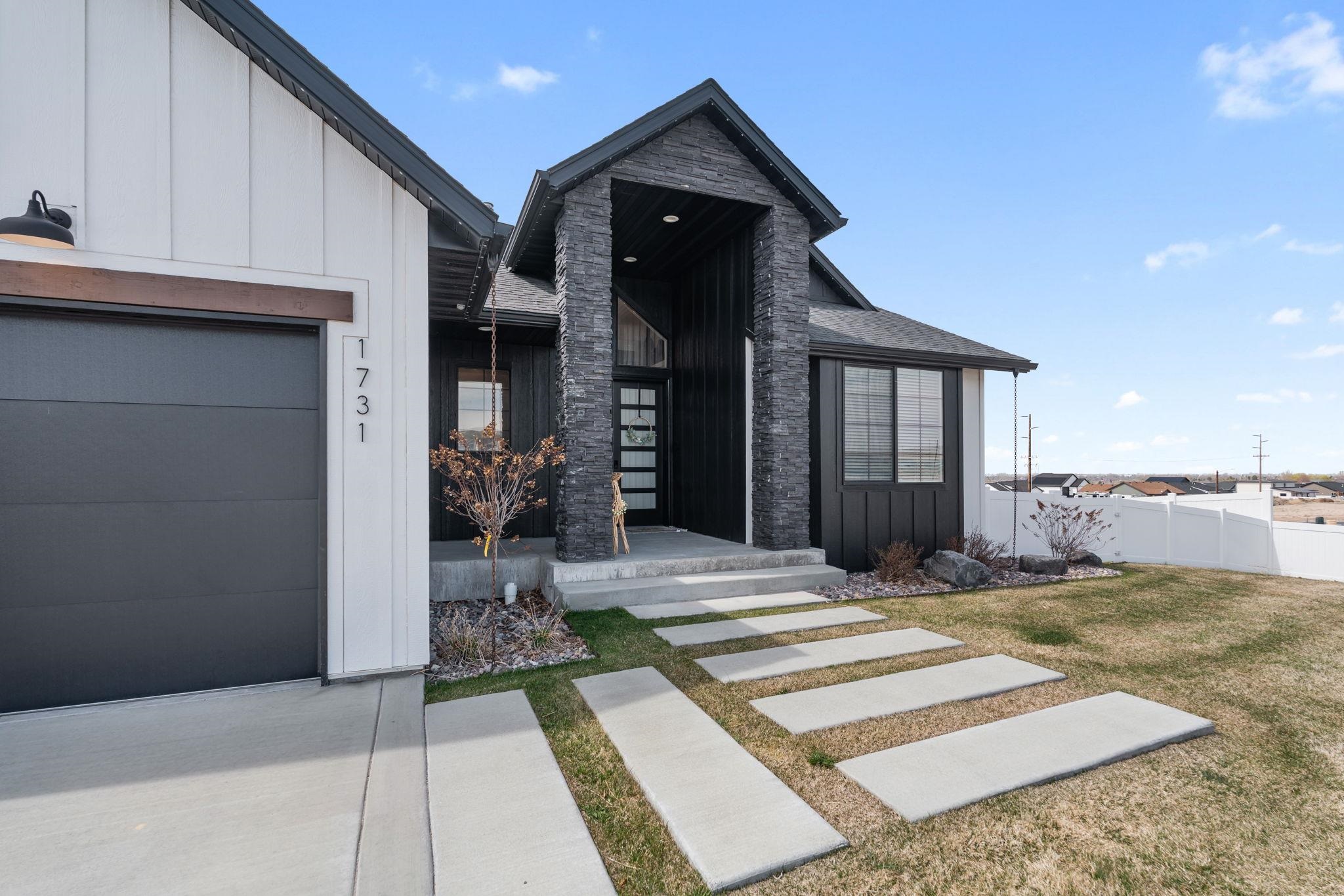 1731 Eastpointe Dr, Pocatello, Idaho image 2