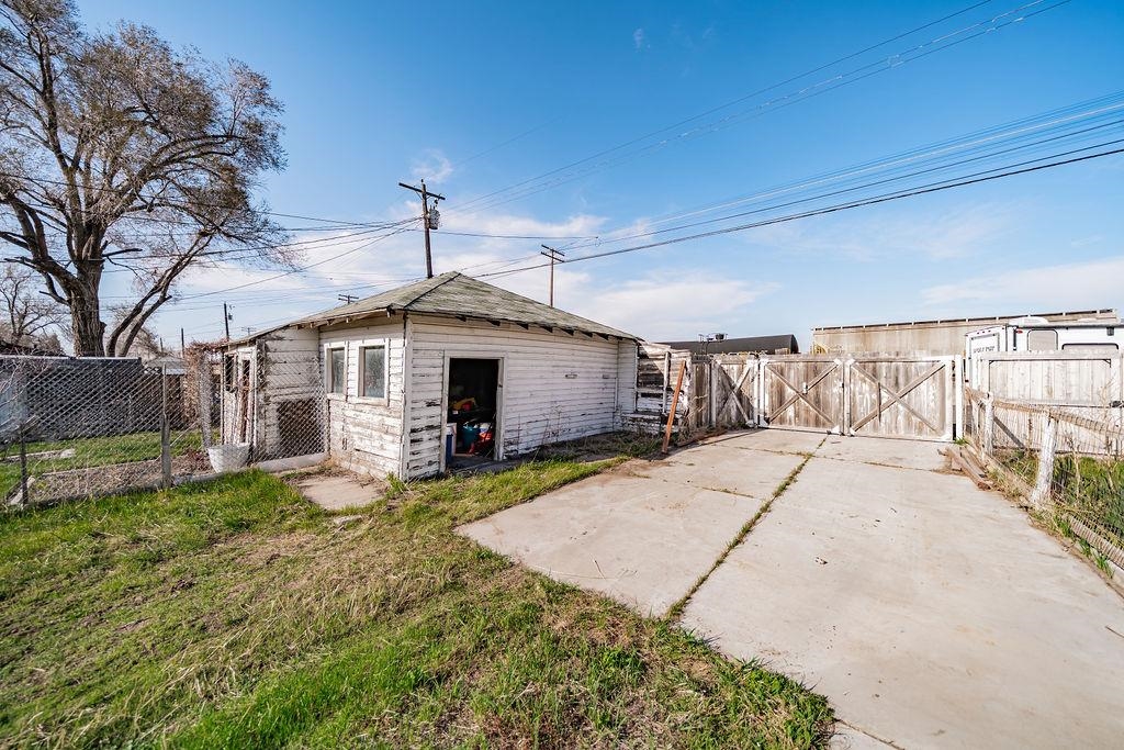 1142 N Harrison Ave, Pocatello, Idaho image 38