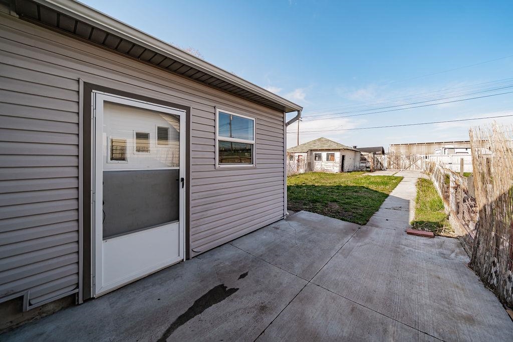 1142 N Harrison Ave, Pocatello, Idaho image 35