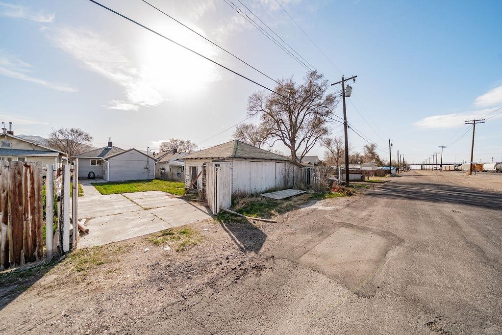 1142 N Harrison Ave, Pocatello, Idaho image 34