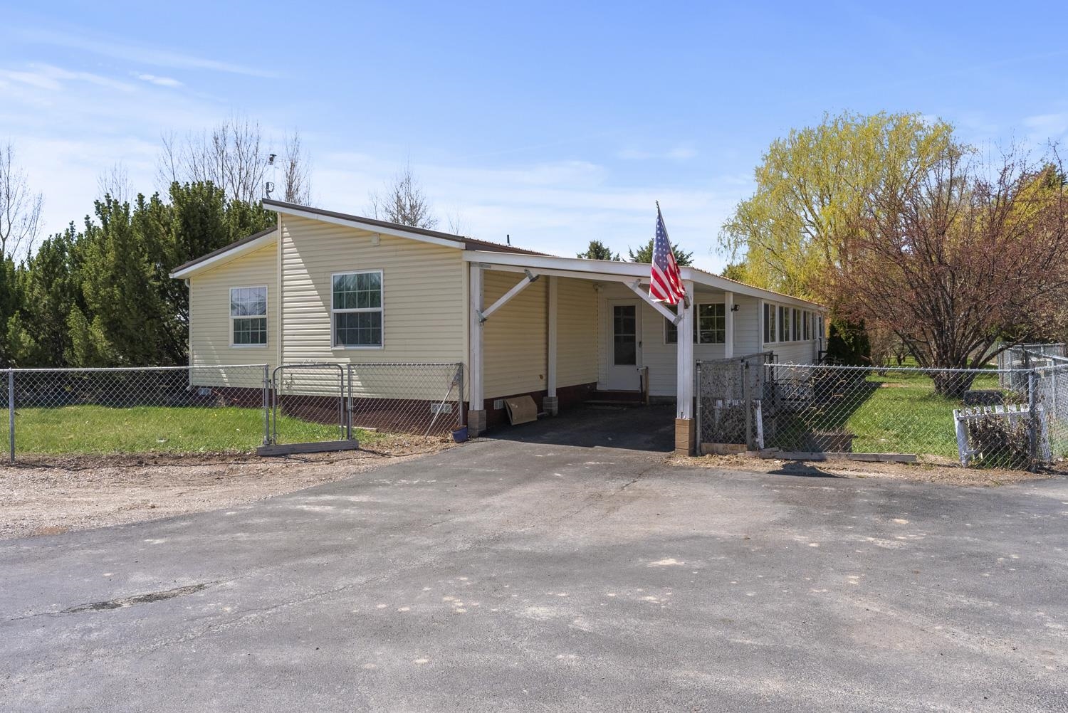 717 E 65th N, Idaho Falls, Idaho image 1