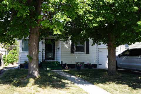 Homes For Sale - 530 N 14th Ave<br/> Pocatello, ID 83201